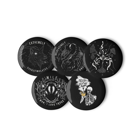 Disorderly set of pin buttons
